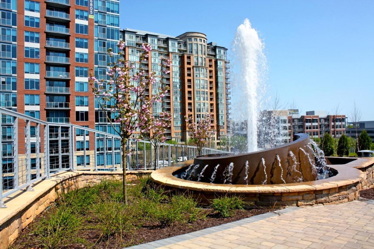 Hala Tysons Aparthotel McLean Exterior foto